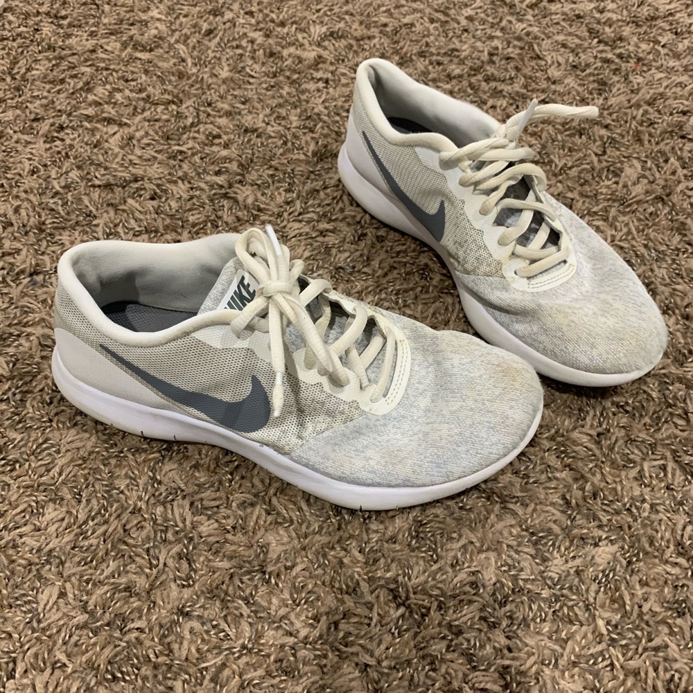 Nike woman’s size 7.5 great condition